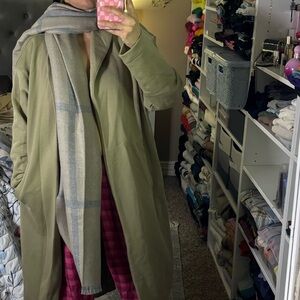 GRAAS Reversible Gray and Beige Plaid Women’s Scarf & Wrap